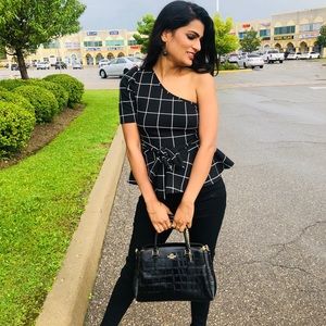 Meet your Posher, Chandni